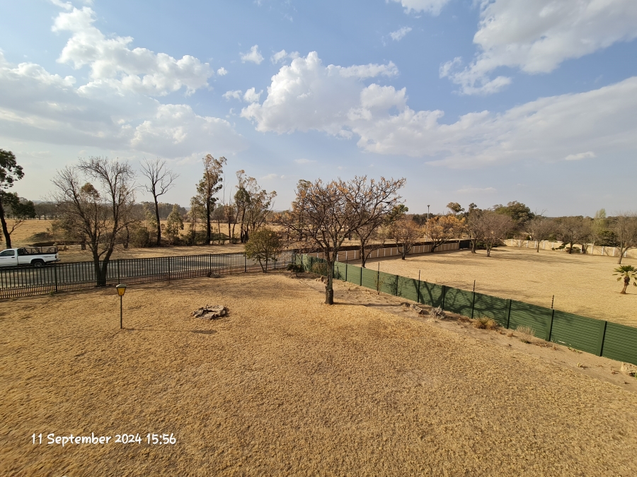 6 Bedroom Property for Sale in Senekal Free State